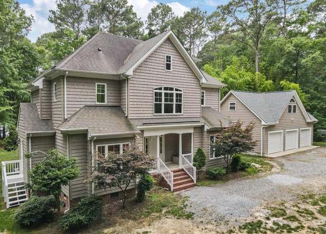 Property at 4437 Cherokee Dr, Suffolk, VA 23434, 4 beds, 3 baths