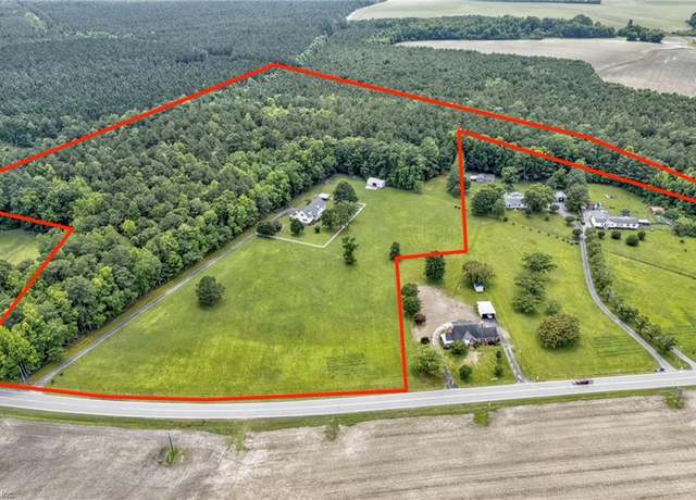 Property at 3785 Carolina Rd, Suffolk, VA 23434, 3 beds, 2.5 baths