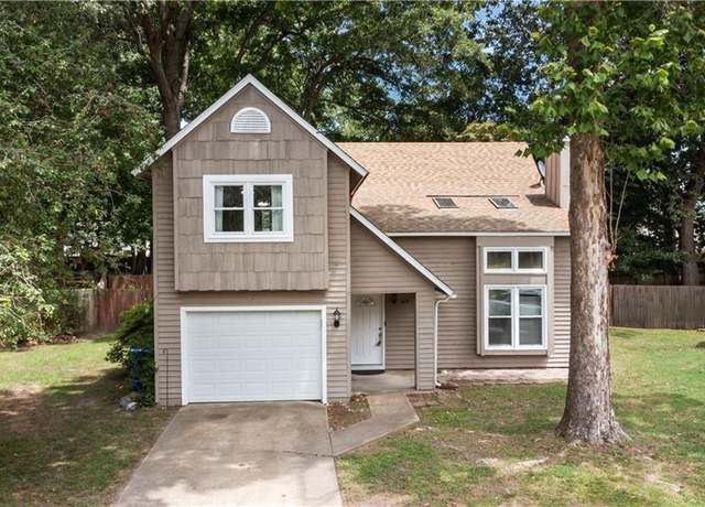 Property at 624 Pinebrook Dr, Virginia Beach, VA 23462, 4 beds, 2.5 baths