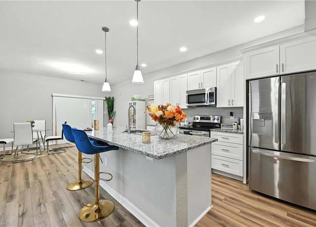 Property at 2111 Pearl St, Portsmouth, VA 23704, 3 beds, 2.5 baths