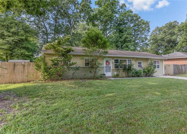 Property at 4917 Erskine St, Virginia Beach, VA 23462, 4 beds, 2 baths