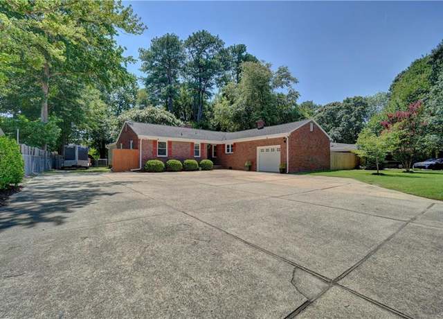 Property at 636 Little Neck Rd, Virginia Beach, VA 23452, 3 beds, 2 baths