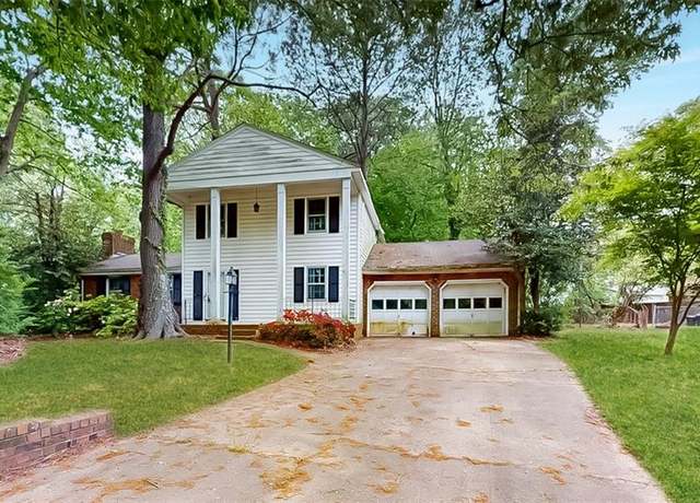 Property at 5 Timberland Ct, Portsmouth, VA 23703, 4 beds, 2.5 baths