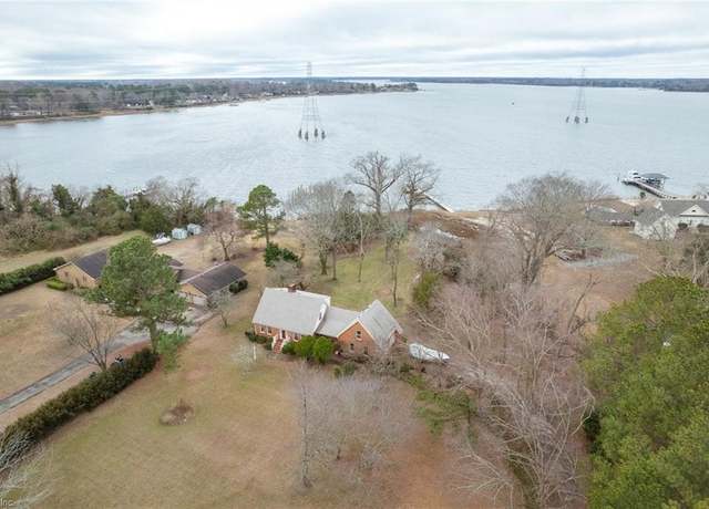 Property at 2543 Bridge Rd, Suffolk, VA 23435, 3 beds, 2 baths