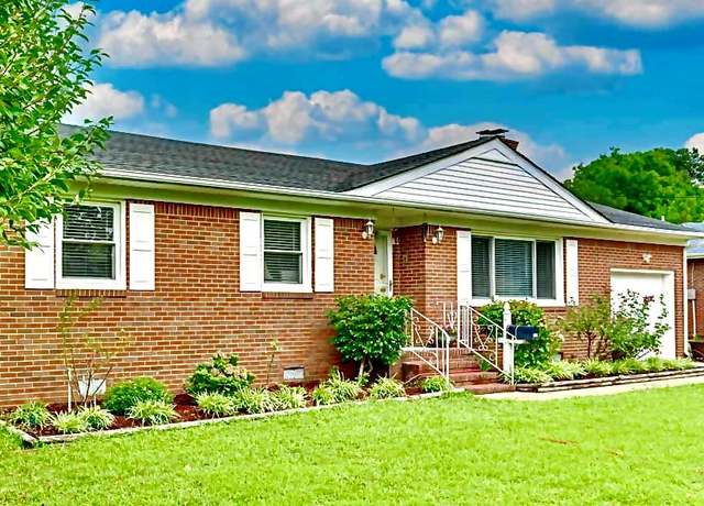 Property at 1701 Meredith Rd, Virginia Beach, VA 23455, 3 beds, 2 baths