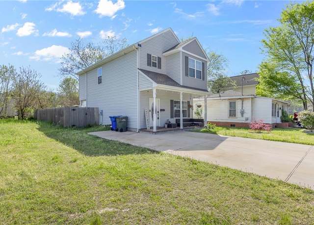 Property at 315 Baker St, Suffolk, VA 23434, 3 beds, 2.5 baths