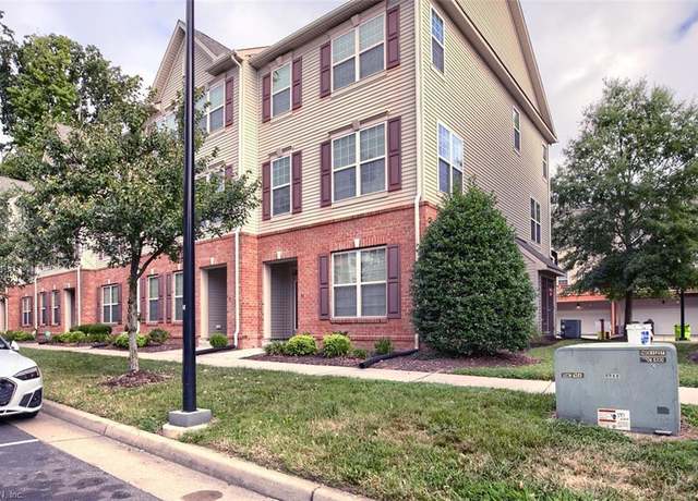 Property at 11 Summitt Ln, Newport News, VA 23601, 3 beds, 3.5 baths