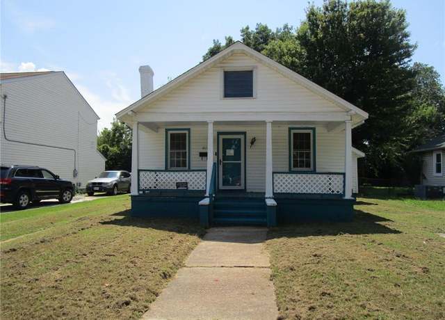 Property at 243 Powhatan Pkwy, Hampton, VA 23661, 2 beds, 1 bath
