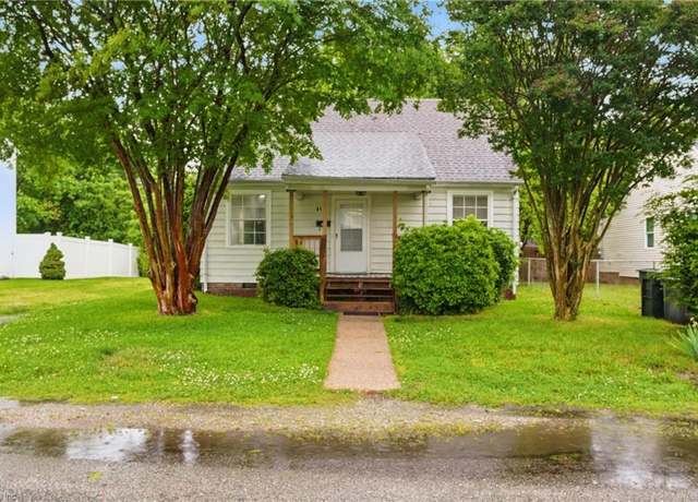 Property at 41 W Sunset Rd, Hampton, VA 23669, 3 beds, 2 baths