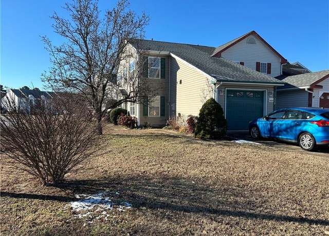 Property at 932 Pocahontas Ct, Smithfield, VA 23430, 2 beds, 1.5 baths