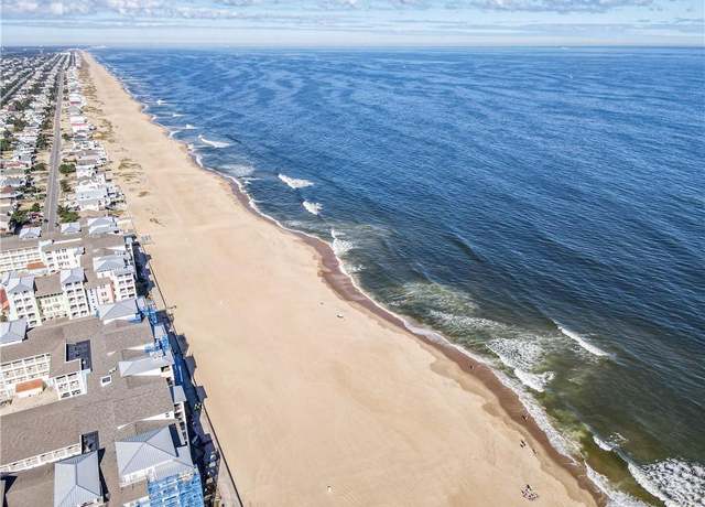 Property at 3738 Sandpiper Rd Unit 228B, Virginia Beach, VA 23456, 4 beds, 4 baths