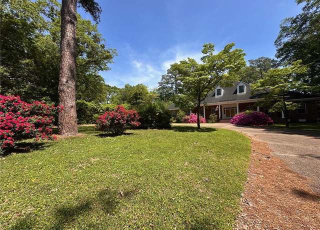 Property at 4508 Winston Rd, Portsmouth, VA 23703, 4 beds, 6 baths