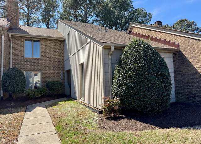 Property at 4405 Point West Dr, Portsmouth, VA 23703, 3 beds, 3 baths