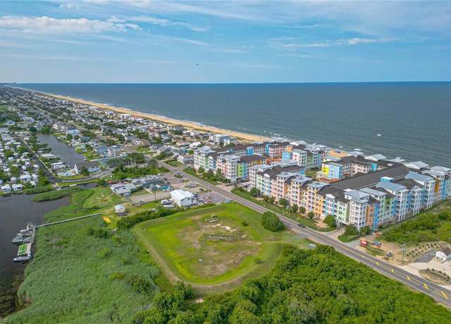 Property at 3738 Sandpiper Rd Unit 232B, Virginia Beach, VA 23456, 3 beds, 2 baths