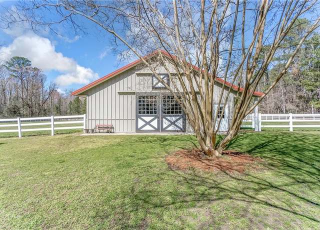 Property at 2468 Freeman Mill Rd, Suffolk, VA 23438, 4 beds, 2 baths