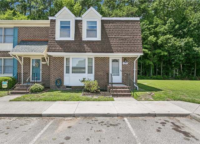 Property at 127 Charles Parish Dr, Poquoson, VA 23662, 3 beds, 2.5 baths