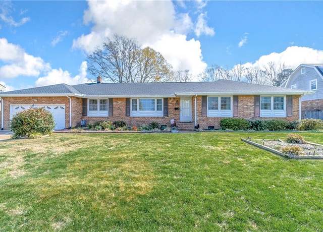 Property at 144 Convention Dr, Virginia Beach, VA 23462, 3 beds, 2 baths