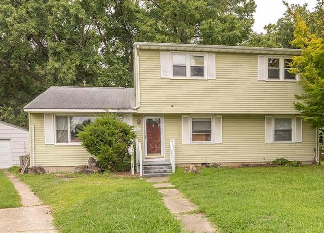 Property at 35 Leicester Ter, Hampton, VA 23666, 7 beds, 2 baths