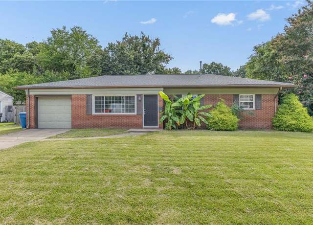 Property at 4905 Whitman Ln, Virginia Beach, VA 23455, 3 beds, 1.5 baths