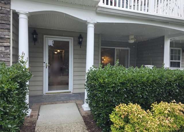 Property at 33 Claiborne Dr, Williamsburg, VA 23185, 2 beds, 2 baths