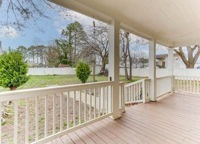 Property at 507 Bellwood Rd, Newport News, VA 23601, 4 beds, 2 baths