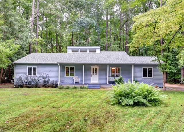 Property at 105 Daingerfield Rd, Williamsburg, VA 23185, 3 beds, 1.5 baths