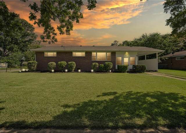 Property at 2437 Dominion Ave, Norfolk, VA 23518, 3 beds, 1.5 baths