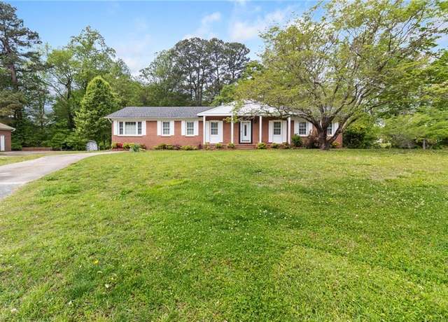 Property at 1532 Forest Glen Cir, Suffolk, VA 23434, 3 beds, 2.5 baths