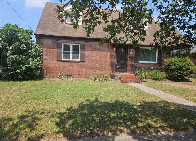 Property at 164 Thole St, Norfolk, VA 23505, 3 beds, 2 baths