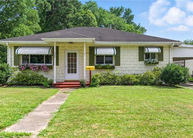 Property at 2409 Greenwood Dr, Portsmouth, VA 23702, 3 beds, 1 bath