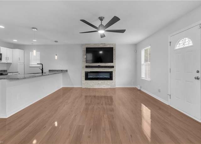 Property at 2604 Magnolia St, Portsmouth, VA 23703, 3 beds, 2.5 baths