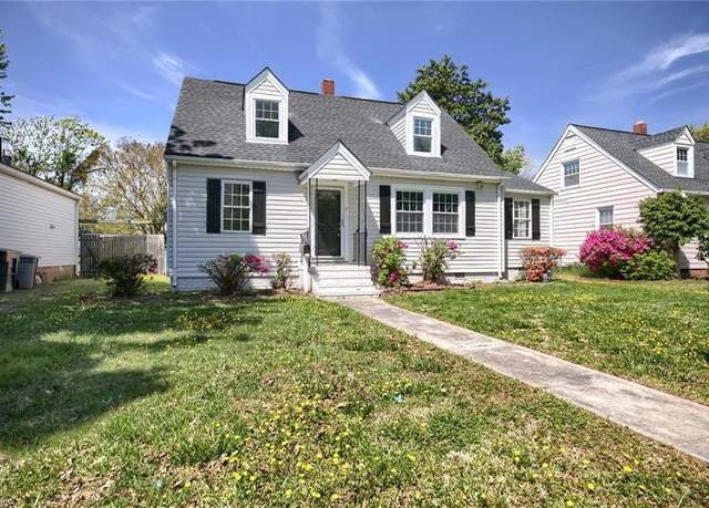 Property at 7 Charles St, Hampton, VA 23669, 4 beds, 2 baths