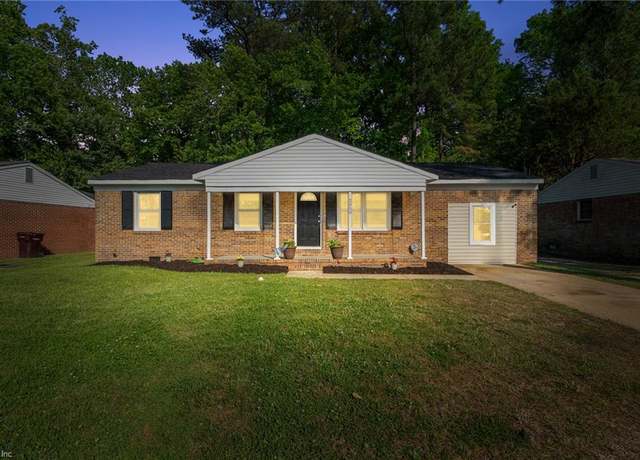 Property at 2050 Midway Ave, Chesapeake, VA 23324, 4 beds, 2.5 baths