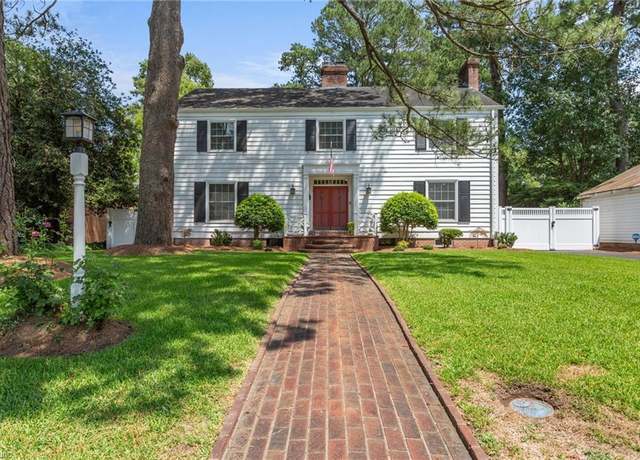 Property at 506 Dumville Ave, Suffolk, VA 23434, 5 beds, 3.5 baths