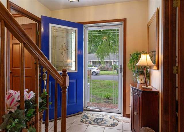 Property at 552 Sterling Rd, Virginia Beach, VA 23464, 4 beds, 2.5 baths