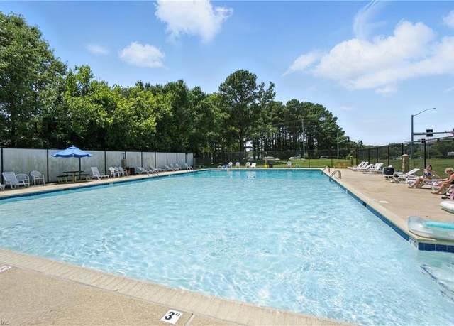 Property at 5523 Keydet Dr, Virginia Beach, VA 23462, 3 beds, 4 baths