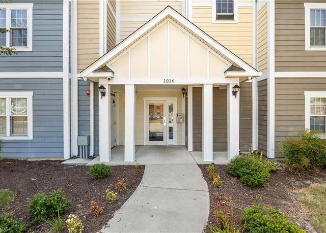 Property at 1016 Thoroughgood Way #201, Chesapeake, VA 23324, 2 beds, 2 baths