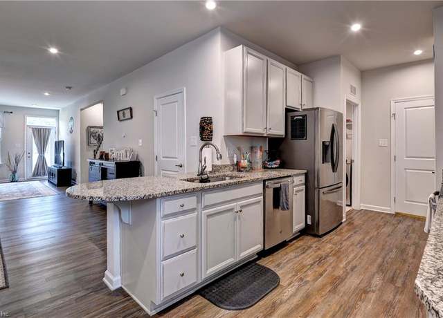 Property at 3419 Foxglove Dr, Toano, VA 23168, 3 beds, 2.5 baths