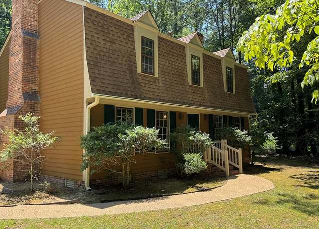 Property at 100 Daingerfield Rd, Williamsburg, VA 23185, 3 beds, 2.5 baths