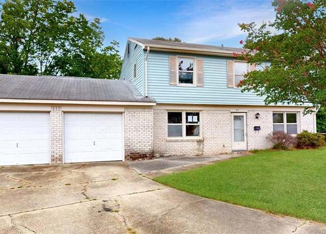 Property at 401 Maplewood Ct, Virginia Beach, VA 23452, 4 beds, 2.5 baths