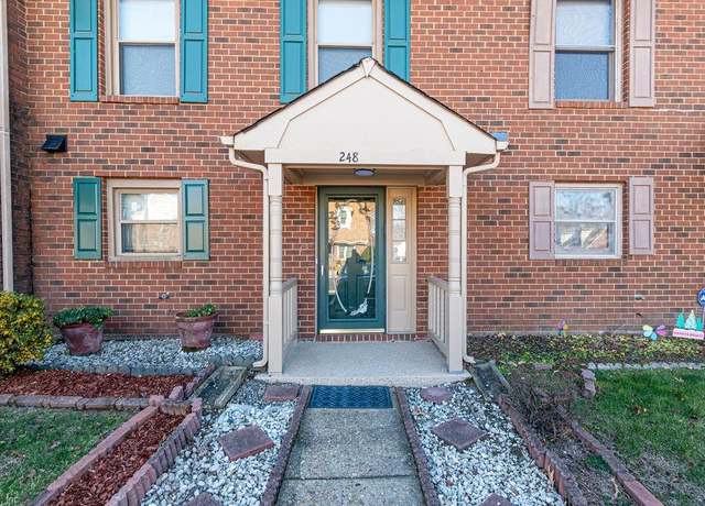 Property at 248 Loch Cir, Hampton, VA 23669, 3 beds, 1.5 baths