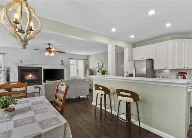 Property at 412 Preservation Loop, Chesapeake, VA 23320, 5 beds, 2.5 baths
