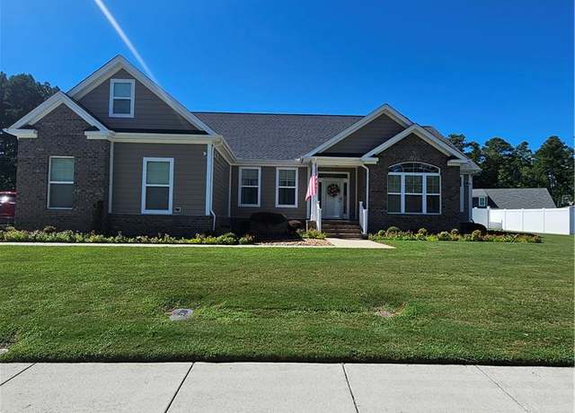 Property at 3111 Ibis Blvd, Suffolk, VA 23434, 4 beds, 2.5 baths