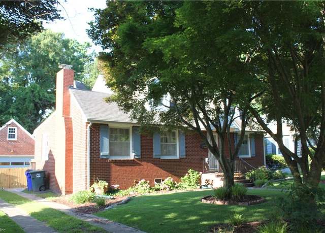 Property at 425 E Westmont Ave, Norfolk, VA 23503, 3 beds, 2.5 baths