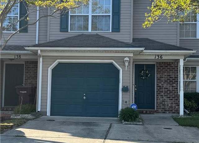 Property at 136 Horse Run Dr, Chesapeake, VA 23322, 3 beds, 2.5 baths