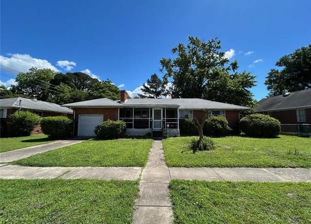 Property at 1702 Marshall Ave, Newport News, VA 23607, 3 beds, 1.5 baths