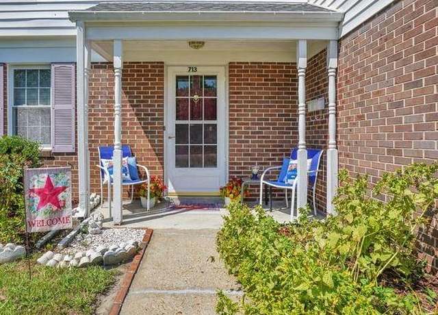 Property at 713 Bishop Dr, Virginia Beach, VA 23455, 4 beds, 2.5 baths