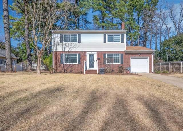 Property at 25 Camelot Ct, Newport News, VA 23602, 4 beds, 2 baths