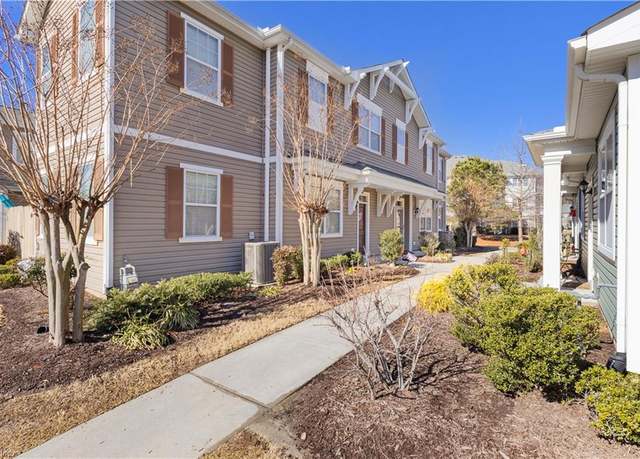 Property at 4346 Farringdon Way, Chesapeake, VA 23321, 3 beds, 2.5 baths