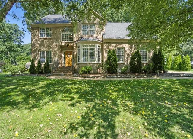 Property at 111 Sandalwood Ln, Yorktown, VA 23693, 4 beds, 2.5 baths